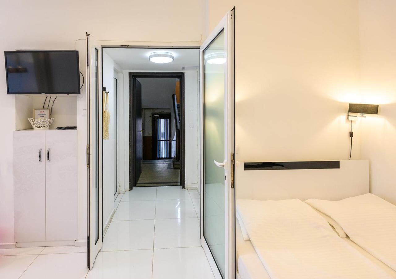 Zero-Waste Studio Apartment In Central 索菲亞 外观 照片